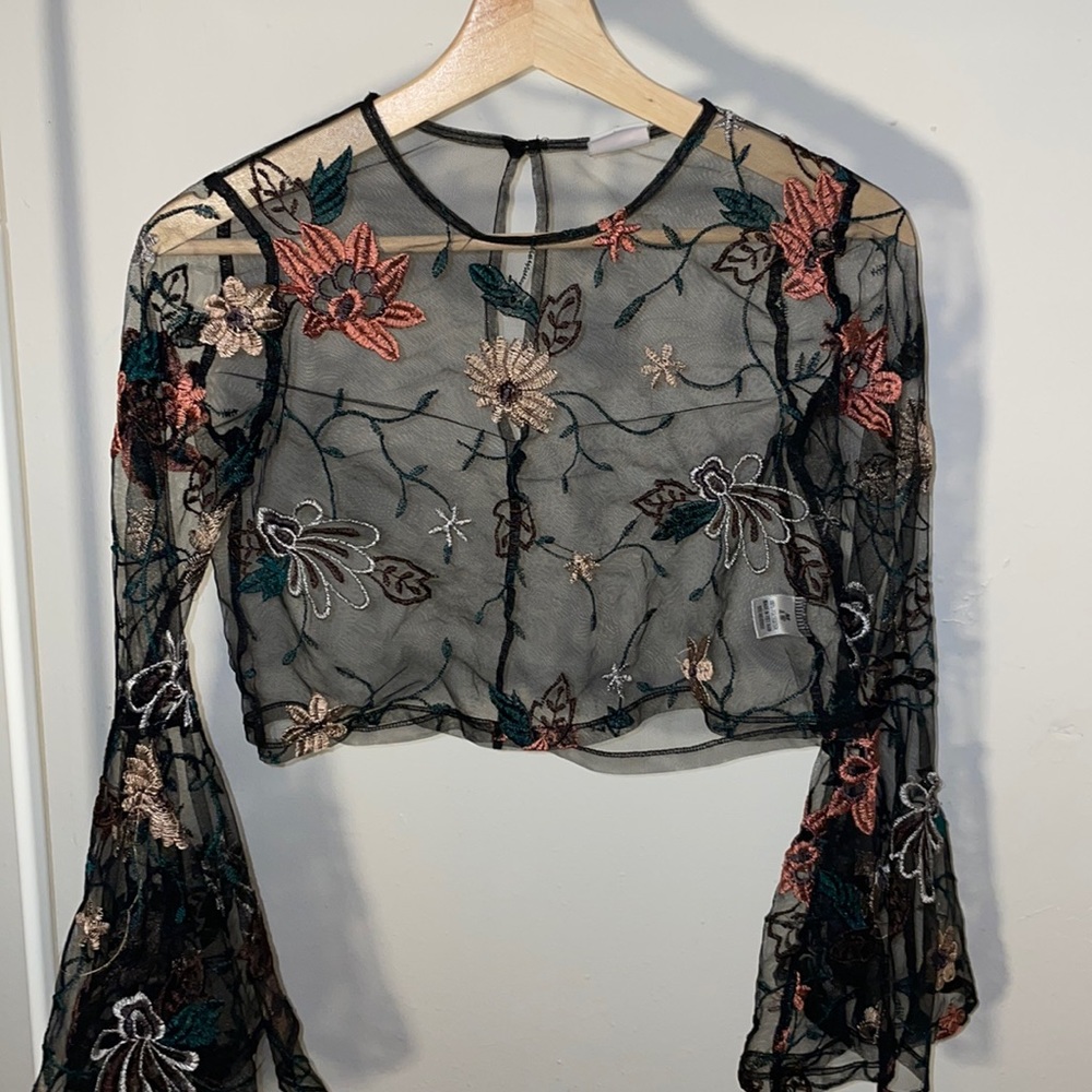 Long Sleeve Mesh Floral Top